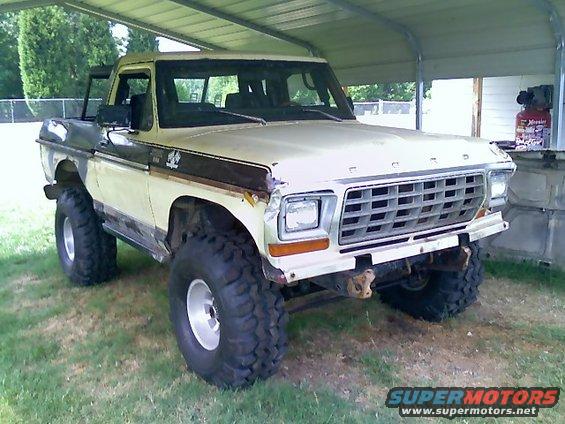bronco2.jpg 