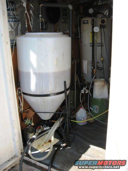 waterlesswasher1.jpg This is the Tank overview; pull from the bottom, blast back into the top.