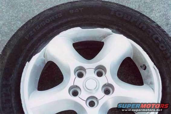 Another shot of the rim before the tire got switched to the new rim.