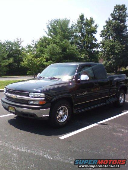 side shot - camera phone unfortunately

2000 chevy silverado regency 4x4
6000ish miles... not a typo!!!
for sale..
email me at rootbreaker@comcast.net
this is for sale by a lady at work....
