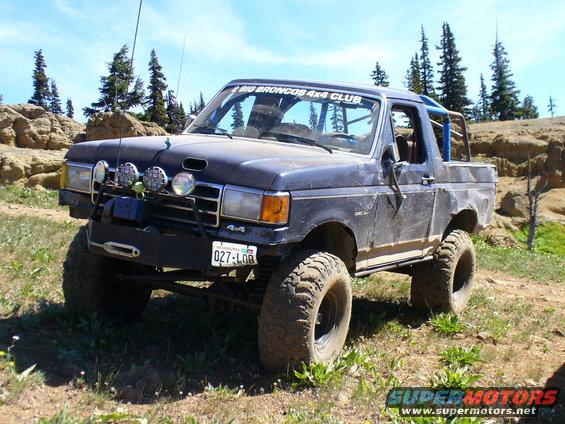 p1020035.jpg Greg's Buddy and wife (names?)