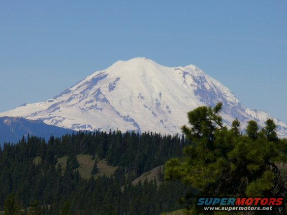 p1020014.jpg Mt. Rainier