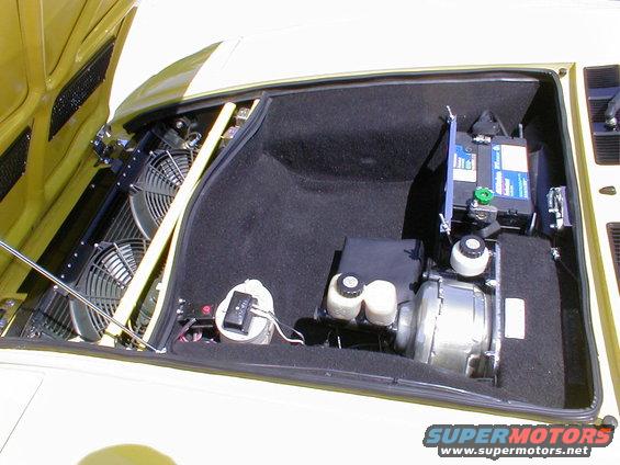 73fr-trunk.jpg Front Trunk w/Radiator & Fans