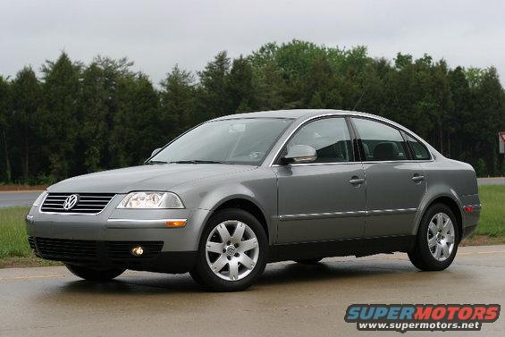 Silver 2005 Volkswagen Passat sedan, front 3/4 view