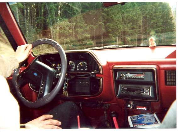 nice_having_a_tach.jpg It is Sooooo nice having a tach. I dont know how I did without one. Notice that it says 2200 rpm at 50 mph in drive, still has overdrive to go!!
Gears are just right I think