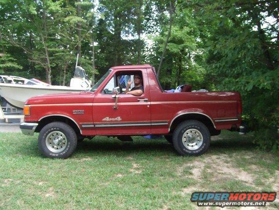 awesome_truck1.jpg Top down at the lake!!