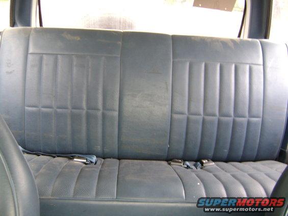 dsc00006.jpg Rear seat