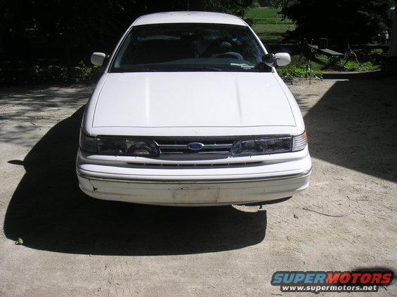 1997 Ford Crown Victoria front view, parked outdoors