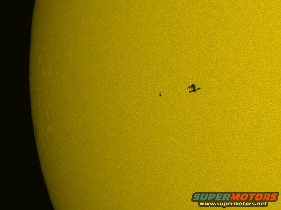 iss_shuttle_legault_c88.jpg 