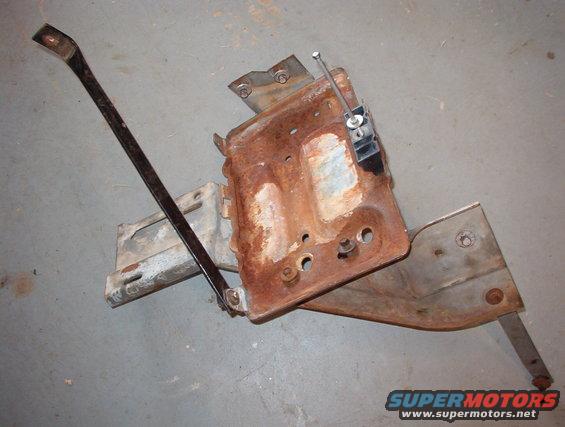 batttrayaux.jpg SOLD Auxilliary Battery Tray with Taurus-style (long) hold-down bolt.
Probably from an '87-91 diesel.

Fits behind left headlight & relocates washer/overflow tank