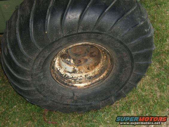 dscf2188.jpg Weather checked, cracked and split sidewalls...yay!