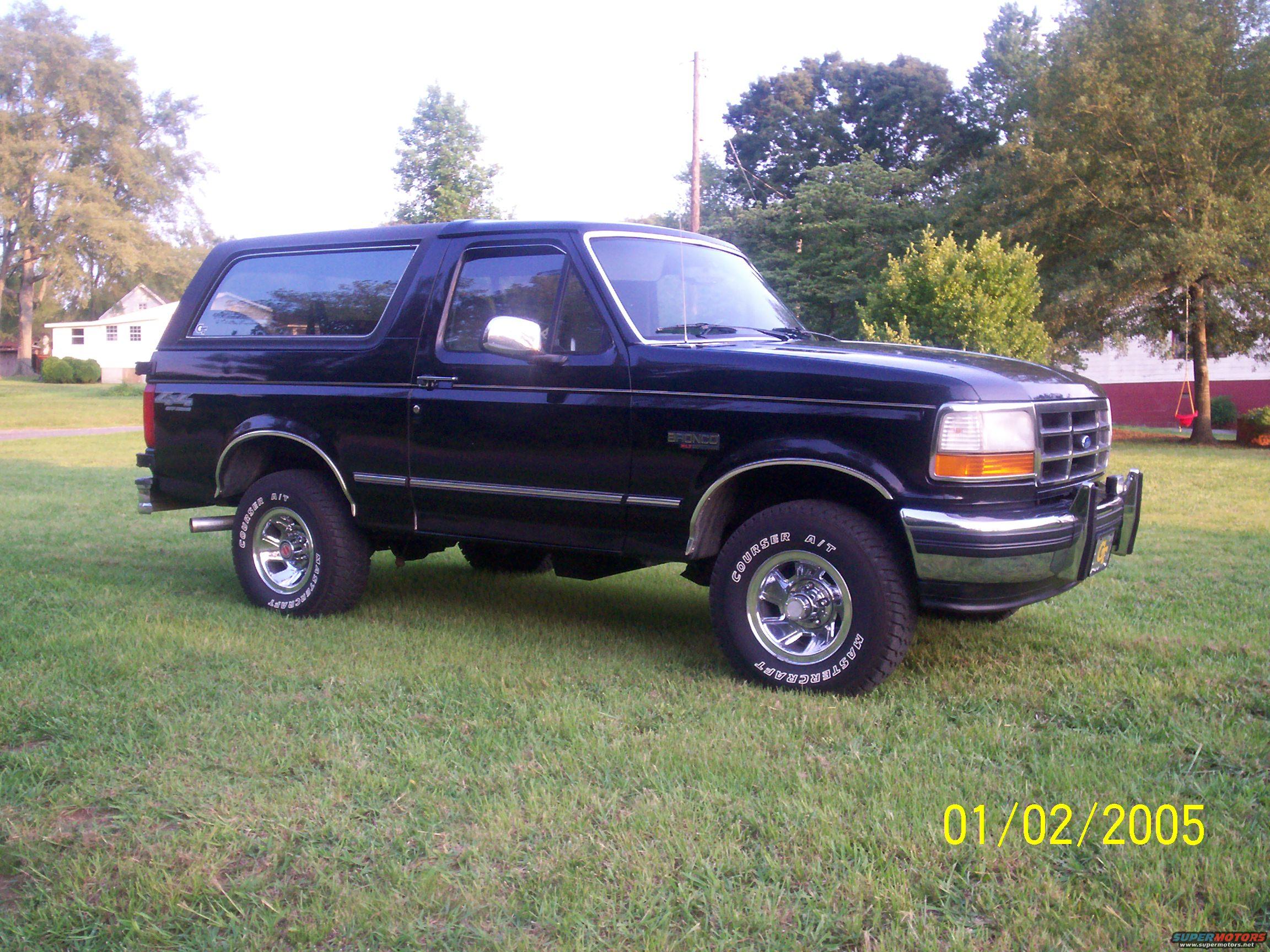 1993 Ford Bronco photo