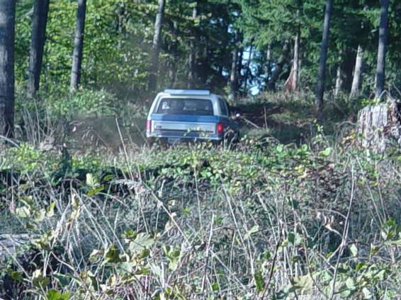 4x4_wars_101202_112.jpg Todd and I try it again