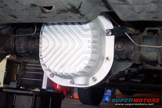 dcp_0698.jpg Rear Diff Cover Swap 5