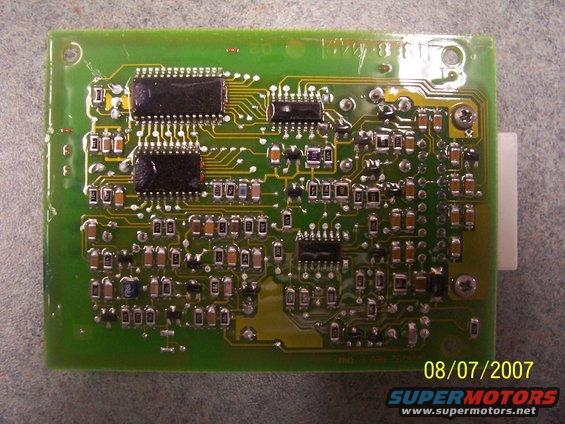 reciever-keyless-entry-(2).jpg Module Board Bottom