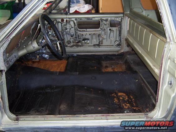 carpet and seat out - where the heck em I going to put all these parts??????