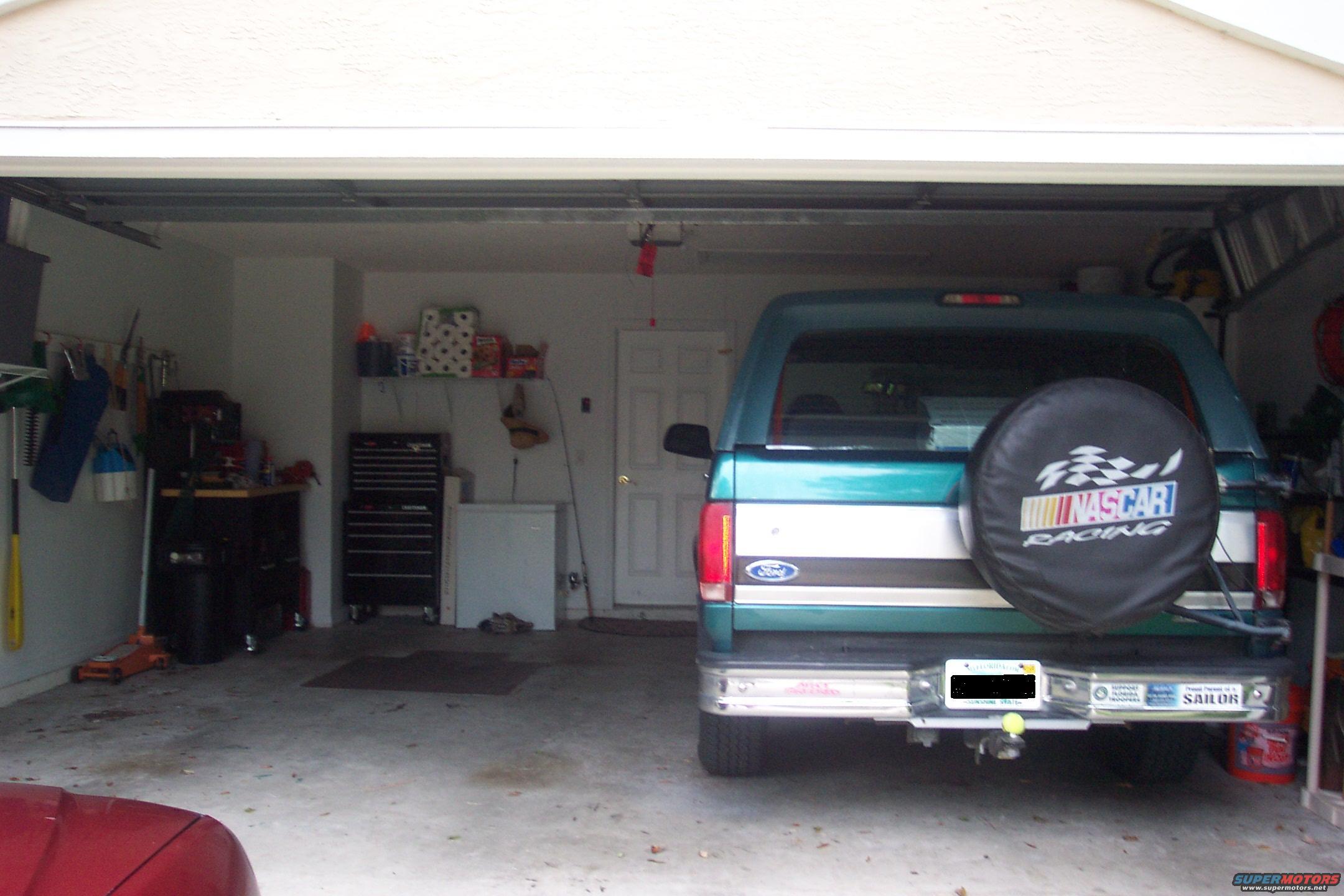 1996 Ford Bronco photo