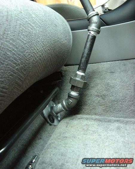 dsc00460.jpg Test fitting the bones of the mount. Now cover with some tube for a pro looking install! NOTE the quick coupling, it allows me to pull out the mount in about 30 seconds.