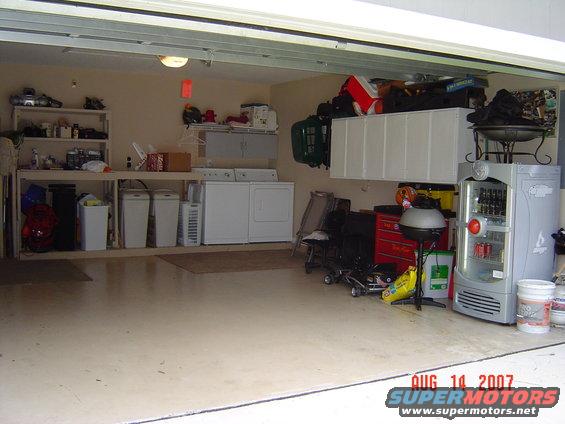 garage-001.jpg too small....butt Oh well