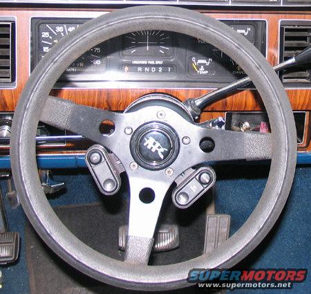1984 Ford Bronco Steering wheel &amp; cruise control switches pictures 