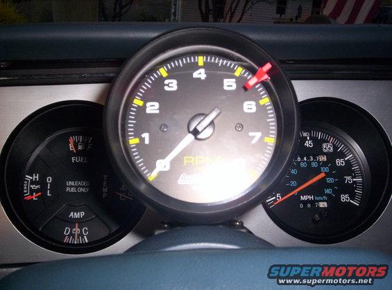 Autometer 2 3/4" Tach