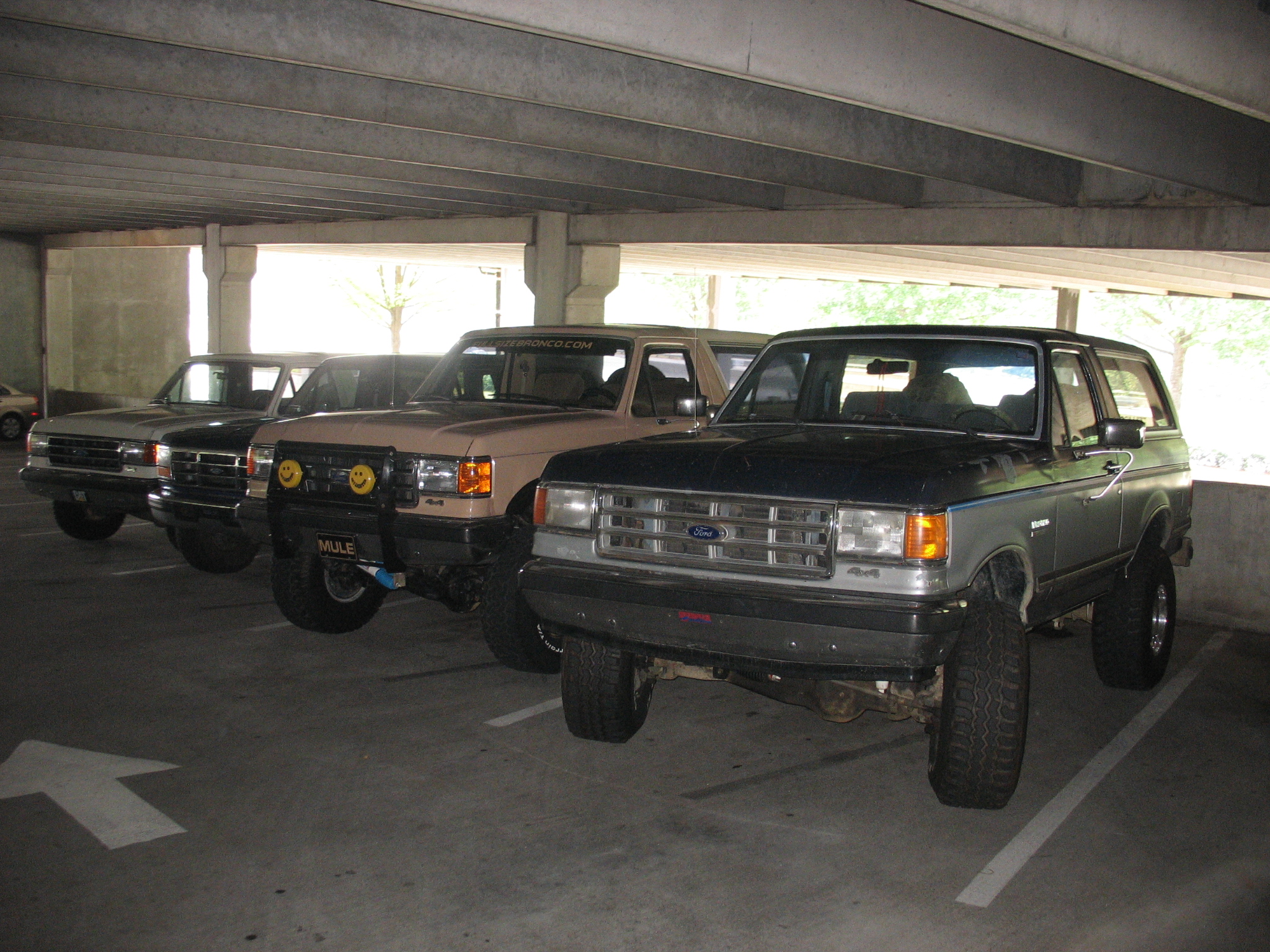 lifted trucks