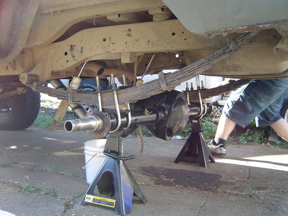 Bronco wedge, Deaver springd, and 5/8 Ubolts 