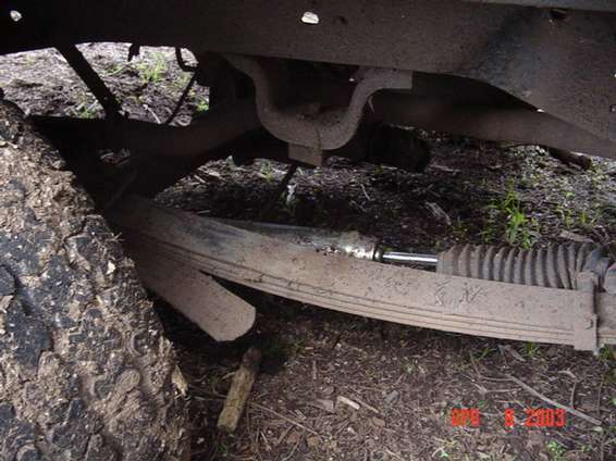 41003_003.jpg Slid the axle back, sheared the locating pin