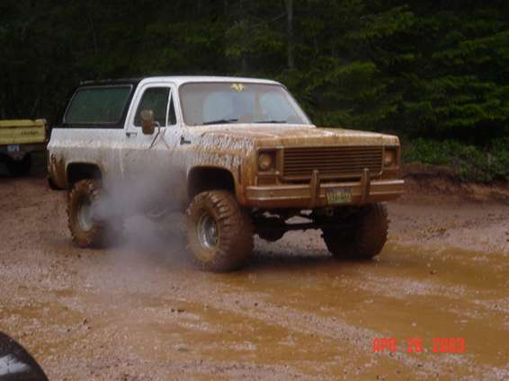 solv_cleaup_42603_100.jpg The blazer playing in the mud