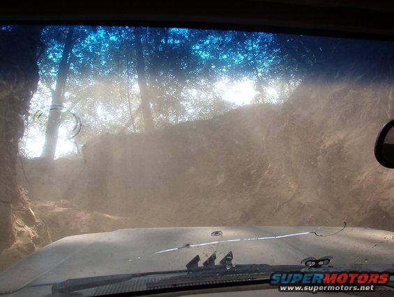 03hill.jpg One of several hills I DIDN'T make it up - I never aired my tires down, and they're highway tread anyway.