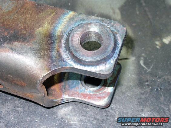 p1030248.jpg Bushings welded