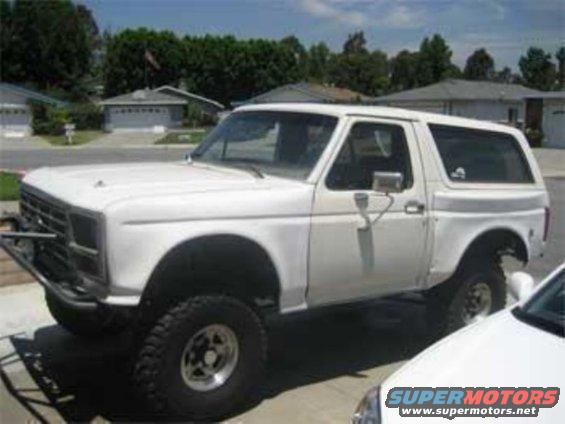 1986-ford-bronco.jpg 