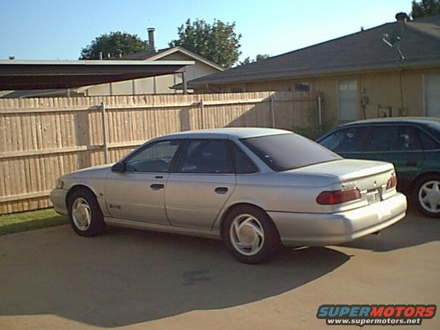 1992 Ford Taurus