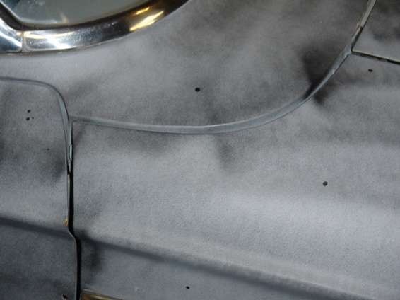 fairlane_005.jpg Lines up weird with the cowl