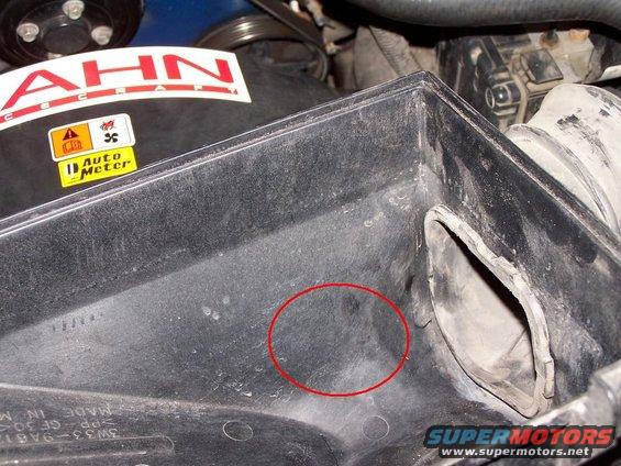 Airbox bottom with location where access hole would need to be placed.