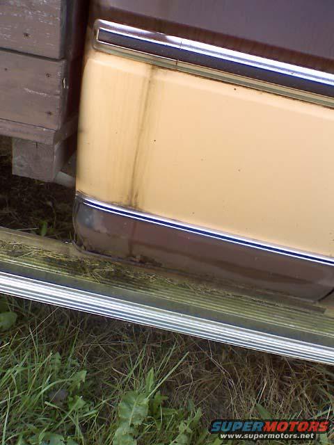 Side panel and trim of a tan truck