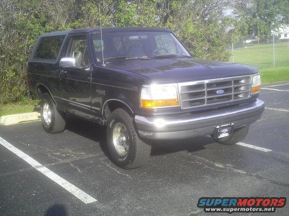 bronco-front-angle-01.jpg 