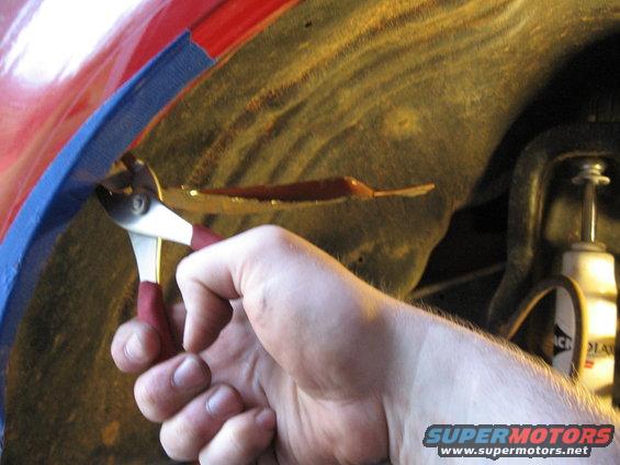 img_0860.jpg Fender is 2 layers so you have to cut the back piece out so that the front can be rolled in.