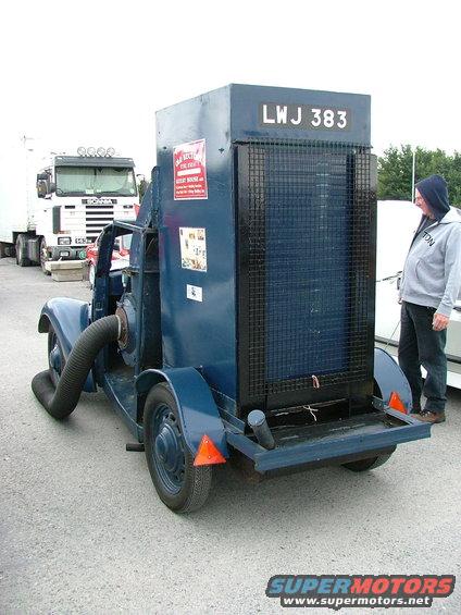 2007_0824blast070012.jpg 