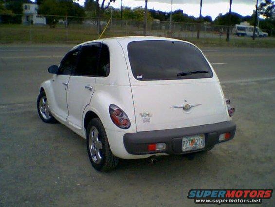 White 2001 Chrysler PT Cruiser parked on asphalt, rear view