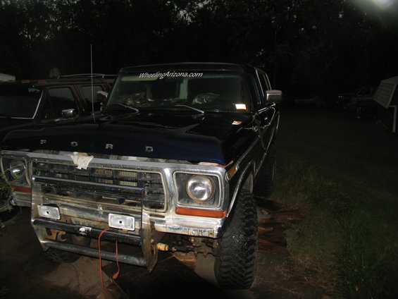 1978 Ford Bronco front view with aftermarket bumper