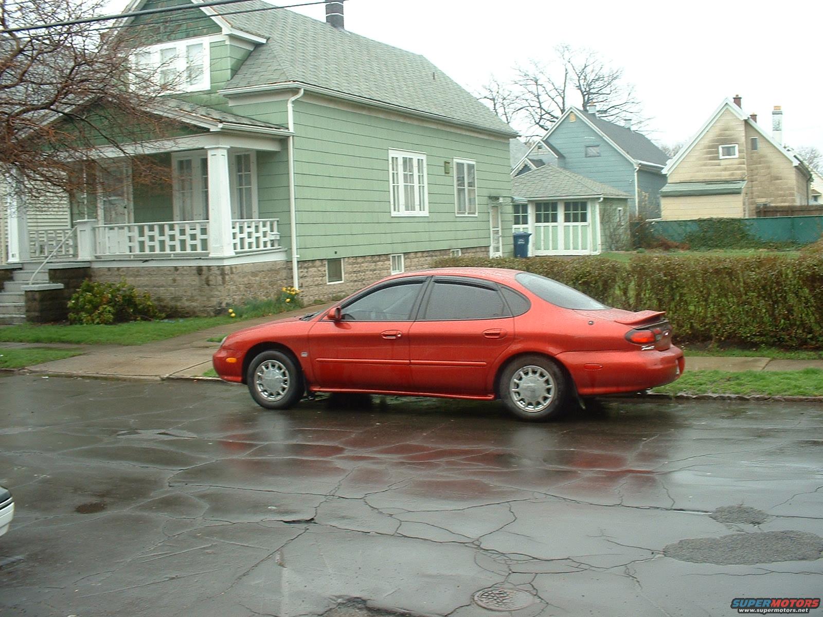 1998 Ford Taurus