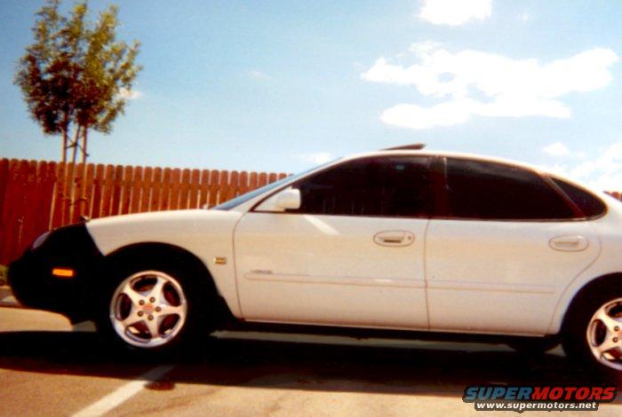 1999 Ford Taurus