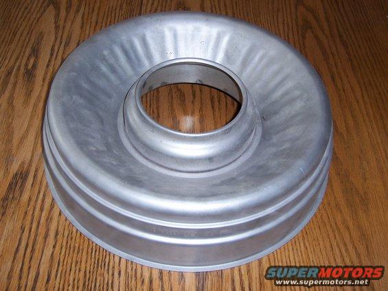 Aluminum air cleaner part with ribbed sides and central opening