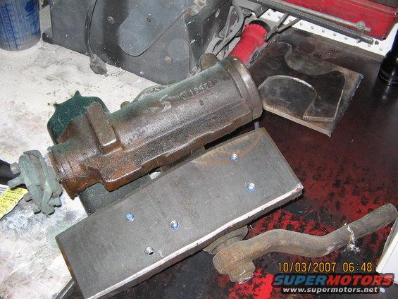 img_0965.jpg Scout power steering box