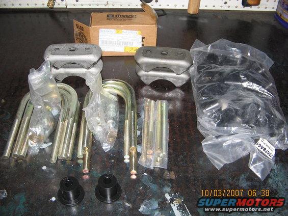 img_0959.jpg U-Bolts and spring pins/bushings