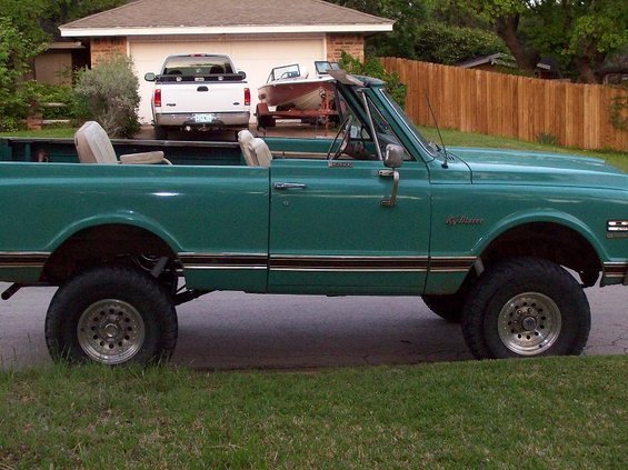 Green convertible SUV side view
