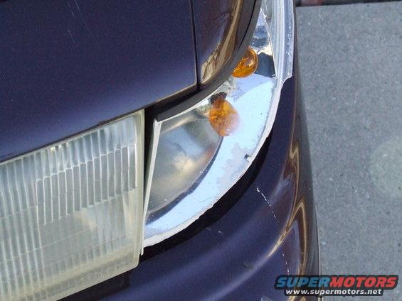 1992 Ford Crown Victoria headlight and amber turn signal