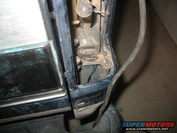 img_2509.jpg welded a metal bracket