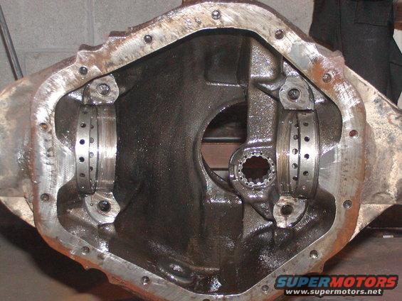 Differential housing with bearing races installed